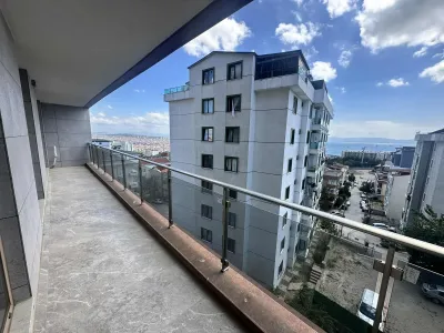 KÖŞE GENİŞ BALKON MANZARALI E.BANYOLU KREDİ VE TAKASA UYGUN 2+1 — fotoğraf 6