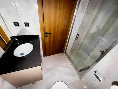 GENİŞ FERAH BAHÇE KULLANIMI E.BANYOLU KREDİ VE TAKASA UYGUN 2+1 — fotoğraf 25