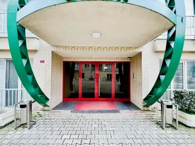 SİTE İÇİ M.E.A HASTANESİ METRO 5DK BALKONLU FERAH TEMİZ 2+1 — fotoğraf 7
